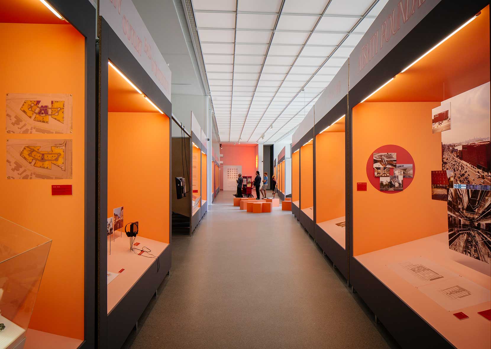 Exhibition 2016 World Of Malls Architekturen Des Konsums Ausstellungsdesign Myrzik Jarisch