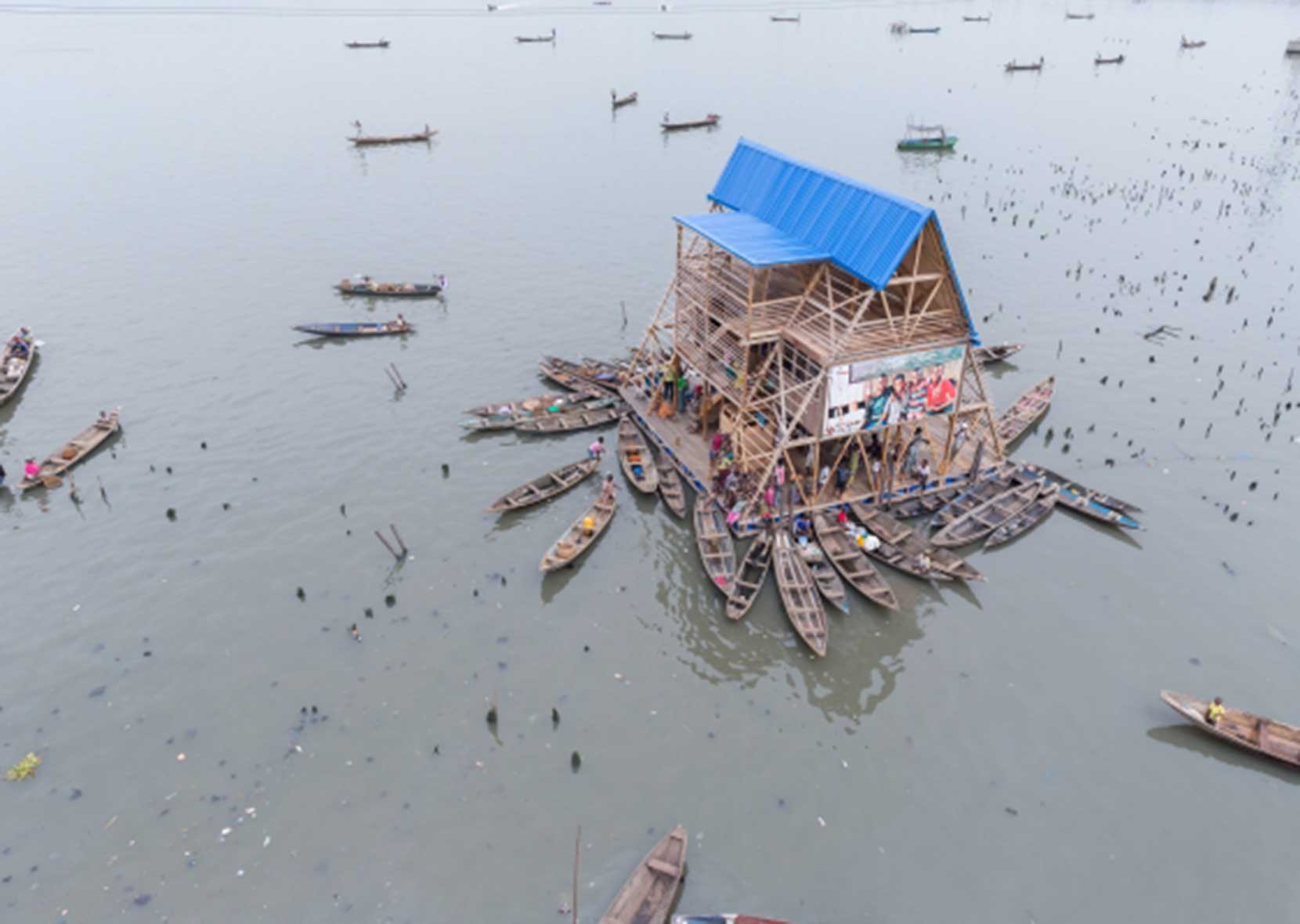 Exhibition 2013 2014 Afritecture Bauen Mit Der Gesellschaft Schwimmende Schule Lagos