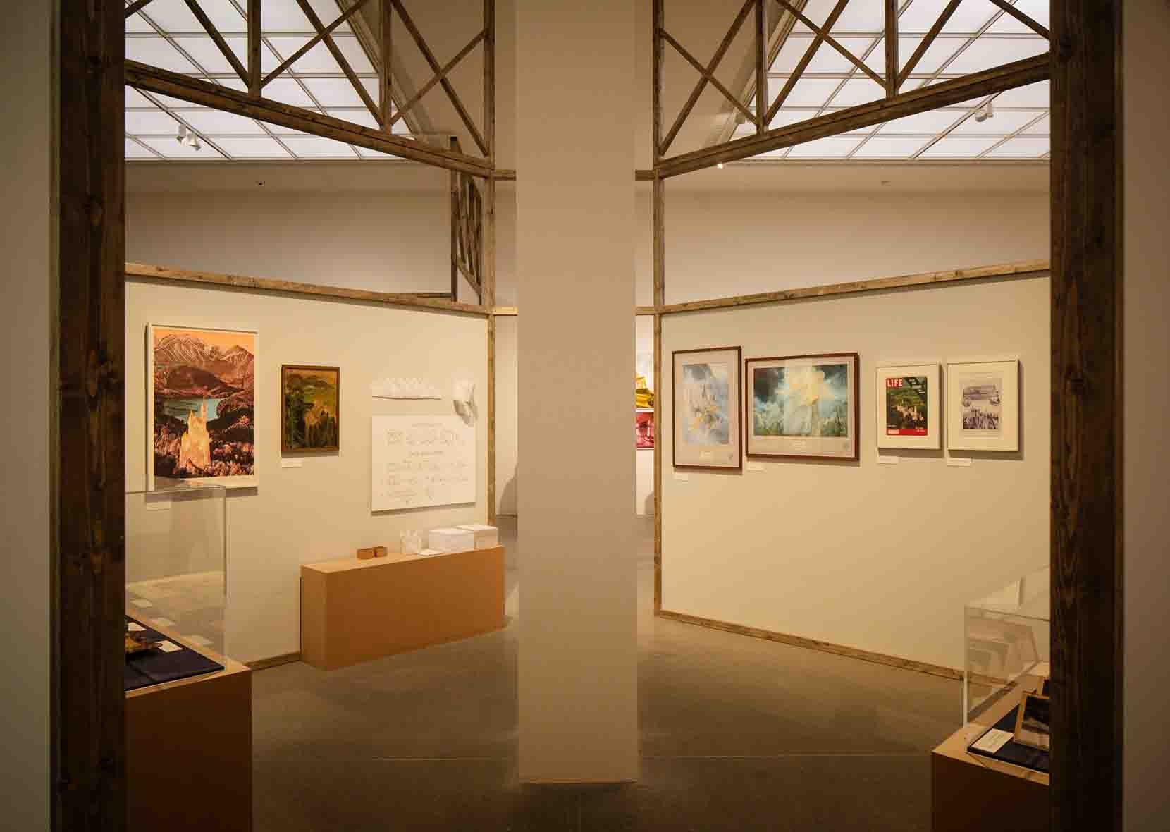 partition walls with pictures