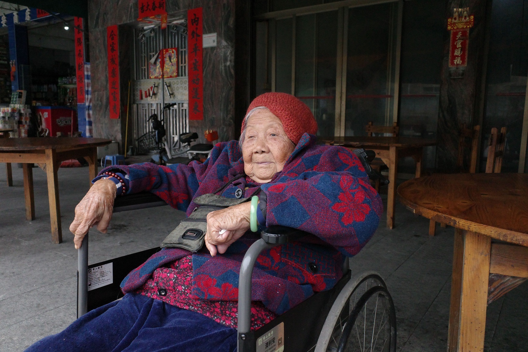 93 year old Comb Sister